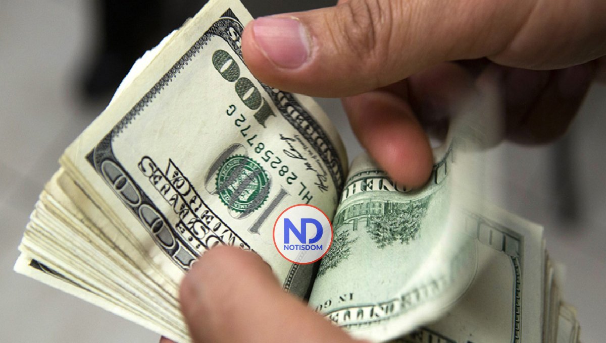 El dólar baja de los 56 pesos para la venta y se sitúa en 55.93