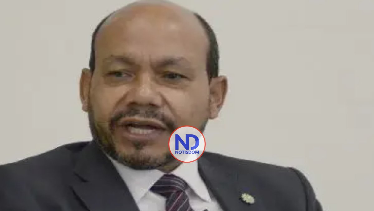 Dominicana Emily Díaz representará las islas del Caribe en el Teen Universe 2023