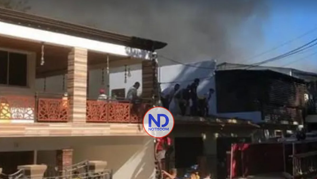 Incendio deja cuatro viviendas destruidas en Mao 2 Incendio deja cuatro viviendas destruidas en Mao