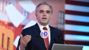 Ministro De Camps afirma en pocos meses habrá propuesta para reforma de Código de Trabajo