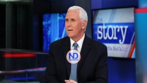 Pence pide a los republicanos no dejar de apoyar a Ucrania