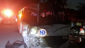 Suben a 39 los muertos tras caer autobús por precipicio en Panamá
