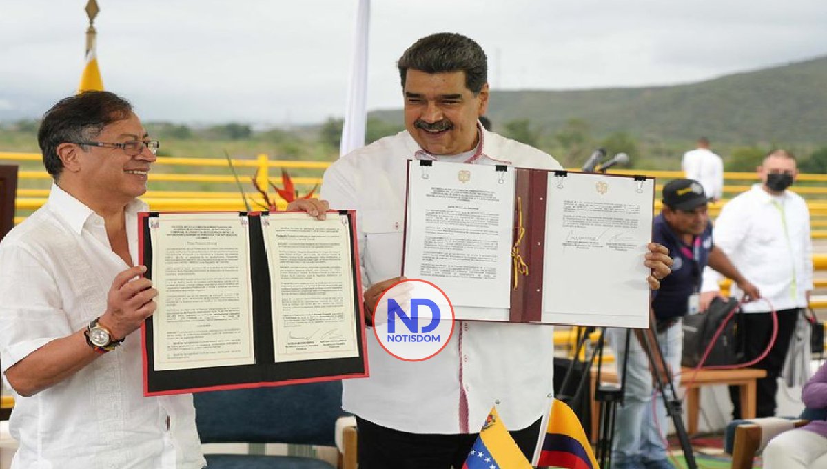 Firmaron acuerdo comercial los presidentes Colombia y Venezuela