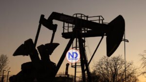 El petróleo de Texas abre con una bajada del 2,56 % hasta 76,16 dólares