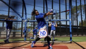 Vladdy Jr empezó la primavera a todo tren: 2 juegos, 2 jonrones