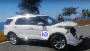 Policía mata a dos presuntos asaltantes de joyería en SDE