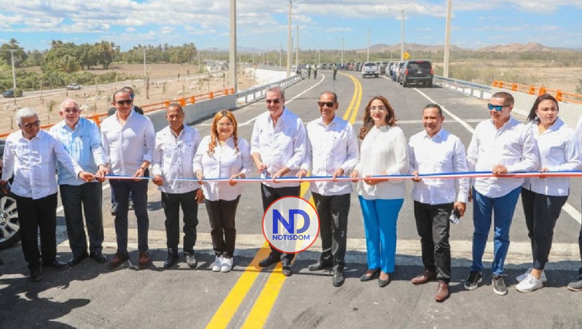 Presidente Abinader inaugura el primer tramo Circunvalación Azua 2 Presidente Abinader inaugura el primer tramo Circunvalación Azua