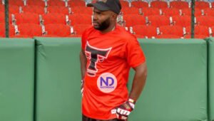Toros firman agente libre Rubby De la Rosa