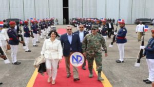 Presidente Abinader viajó hoy a Ecuador a reunión internacional