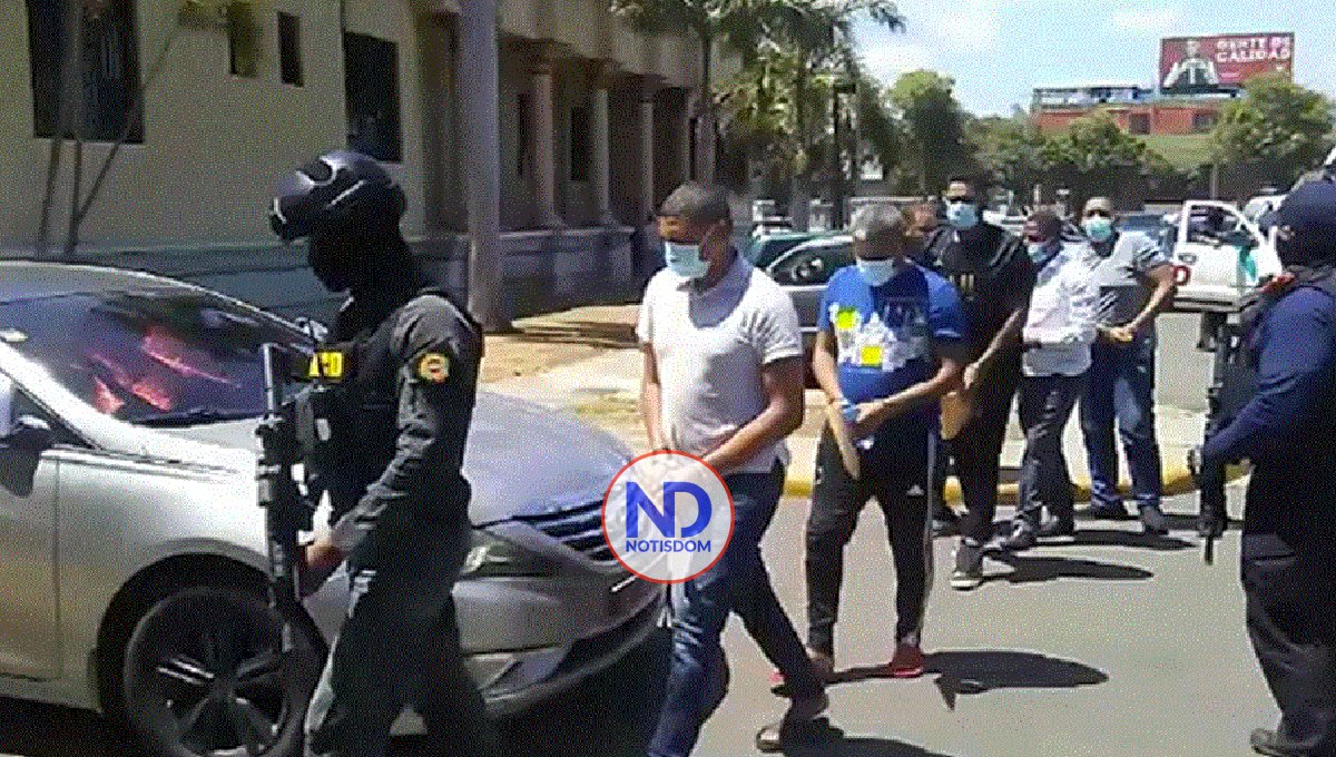 Tribunal envía a casa a principales imputados caso Falcón 2 Tribunal envía a casa a principales imputados caso Falcón