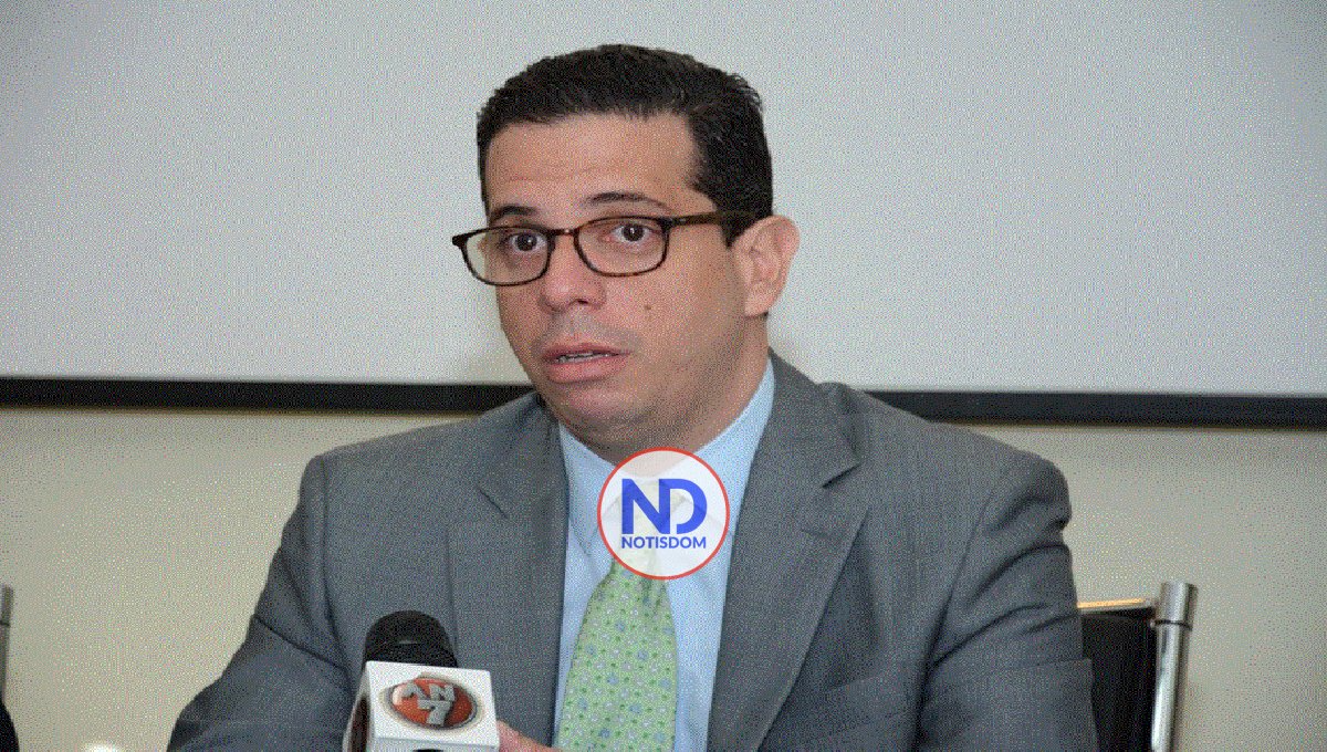 César Dargam reconoce que el aumento salarial “podría traer sus riesgos”