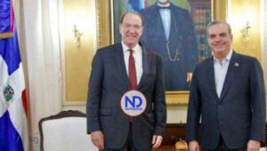 Presidente Abinader recibe en el Palacio al presidente del Banco Mundial