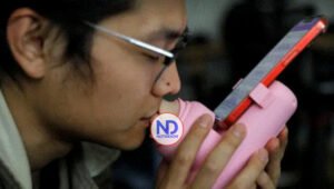 Una empresa china crea un dispositivo para besar a distancia