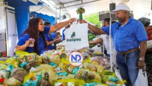 Inespre baja a 300 pesos los combos de habichuelas con dulce en Feria Agropecuaria Nacional