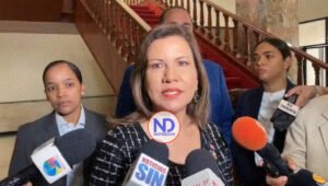 Margarita propone reunión de Abinader, DM, Hipólito y Leonel