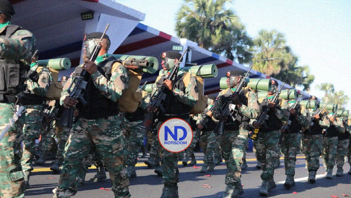 Presidente Abinader aumenta hasta en un 44% el sueldo de militares