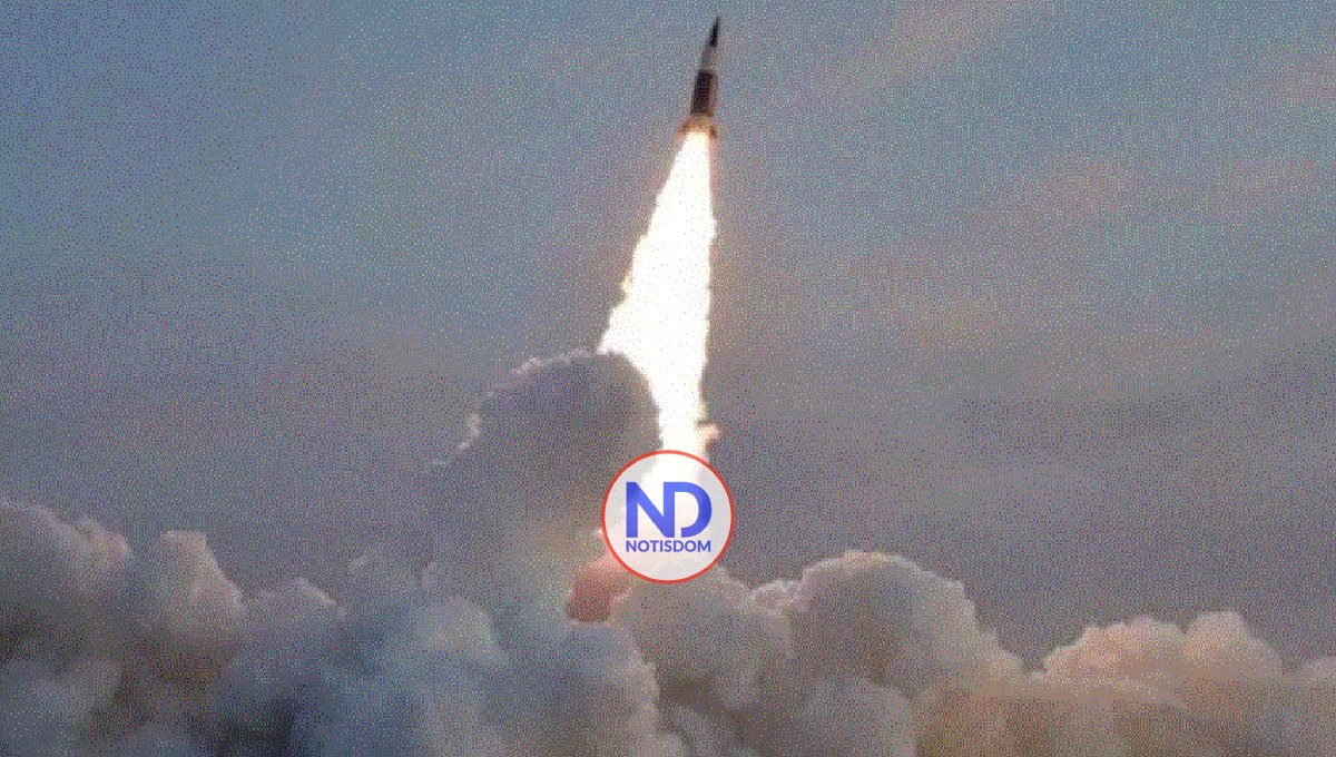 Corea del Norte lanza dos misiles balísticos hacia el mar de Japón