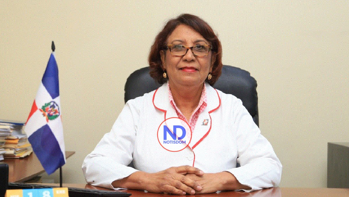 La directora del Moscoso Puello subraya importancia de la fisiatría en pacientes