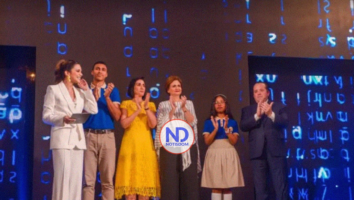 Ignacio Paliza presenta primer Tour Virtual 360° del Palacio Nacional