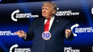 Trump dice que elecciones del 2024 serán «la batalla final»