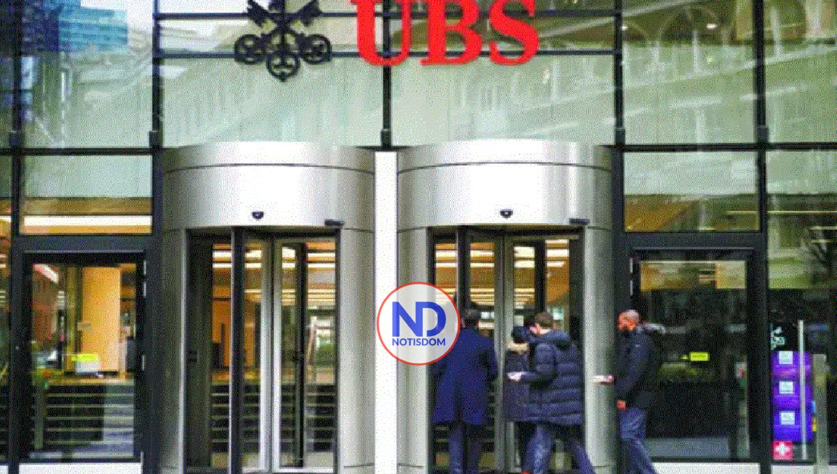 Acciones del BCS caen tras la compra