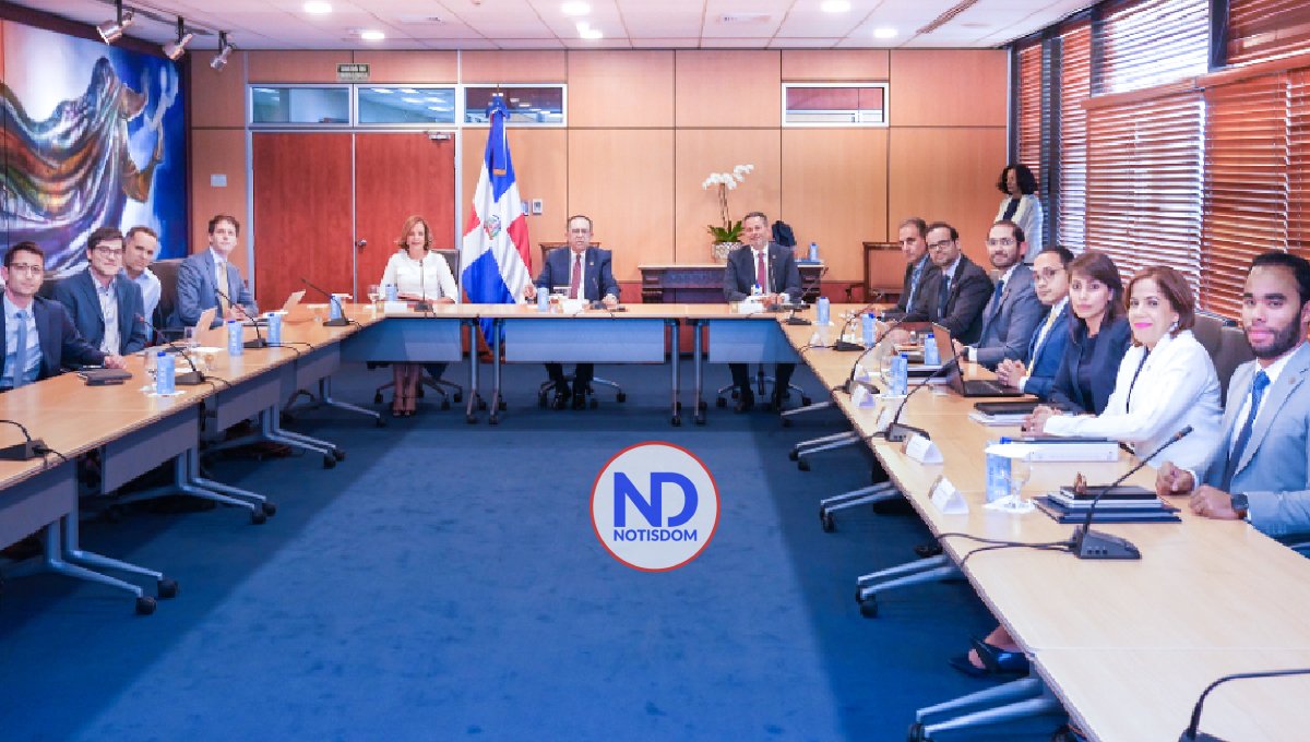 Valdez Albizu expone ante Bank of America claves inversiones en RD