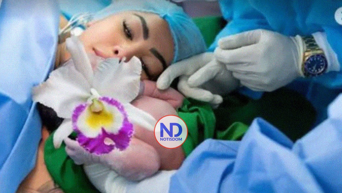 Las primeras imágenes de Cattleya, hija de Yailin y Anuel AA 2 Las primeras imágenes de Cattleya, hija de Yailin y Anuel AA