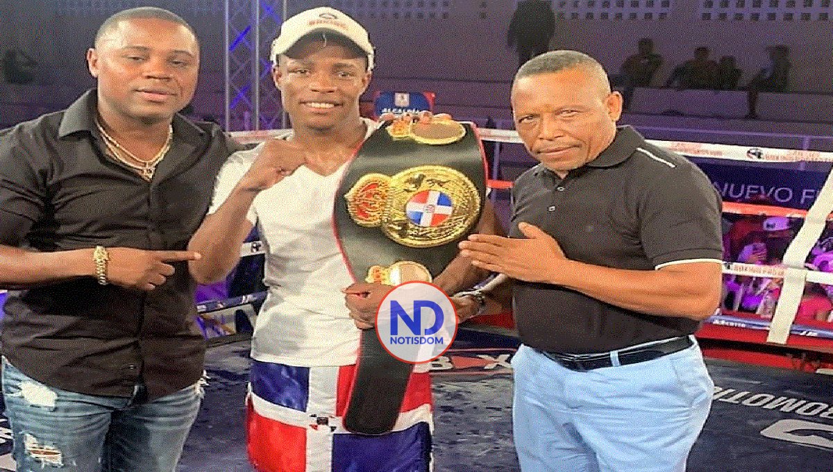 Alfree Ramírez se corona nuevo campeón nacional del peso gallo