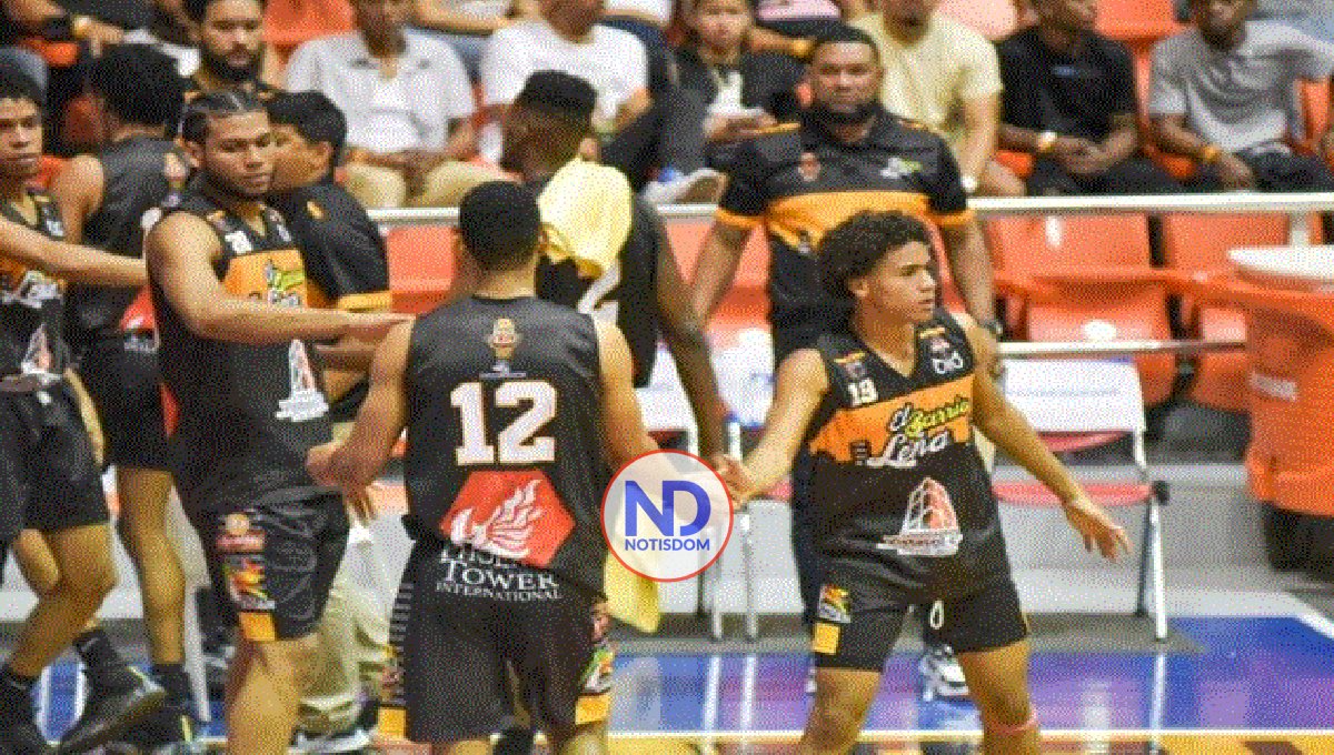 Iniciarán este domingo la semifinal en el baloncesto de Santiago