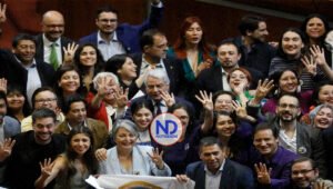 Parlamento chileno aprueba reducir jornada laboral a 40 horas semanales