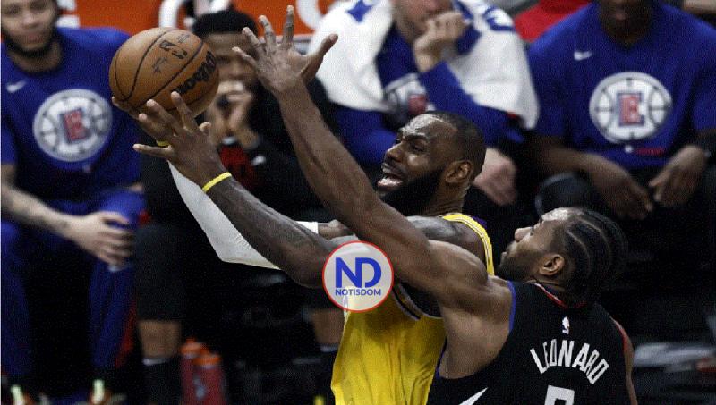 Clippers complican a Lakers; Irving rescata a Mavs y los Bucks, líderes