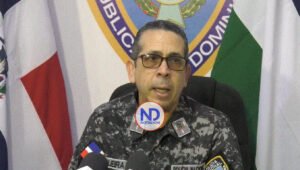 Policías heridos en explosión están fuera de peligro, dice vocero