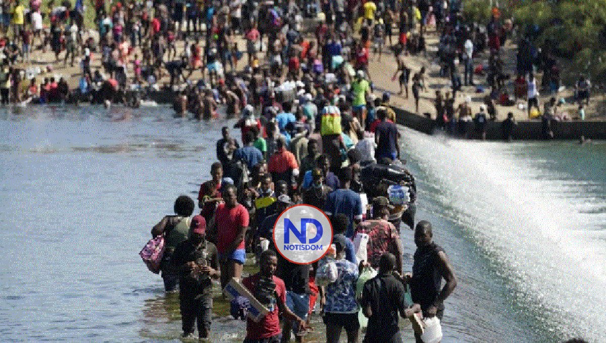 EU teme avalancha migratoria; creará «centros de tramitación»