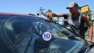 Autoridades retiran 22 limpiavidrios de las calles del Distrito Nacional