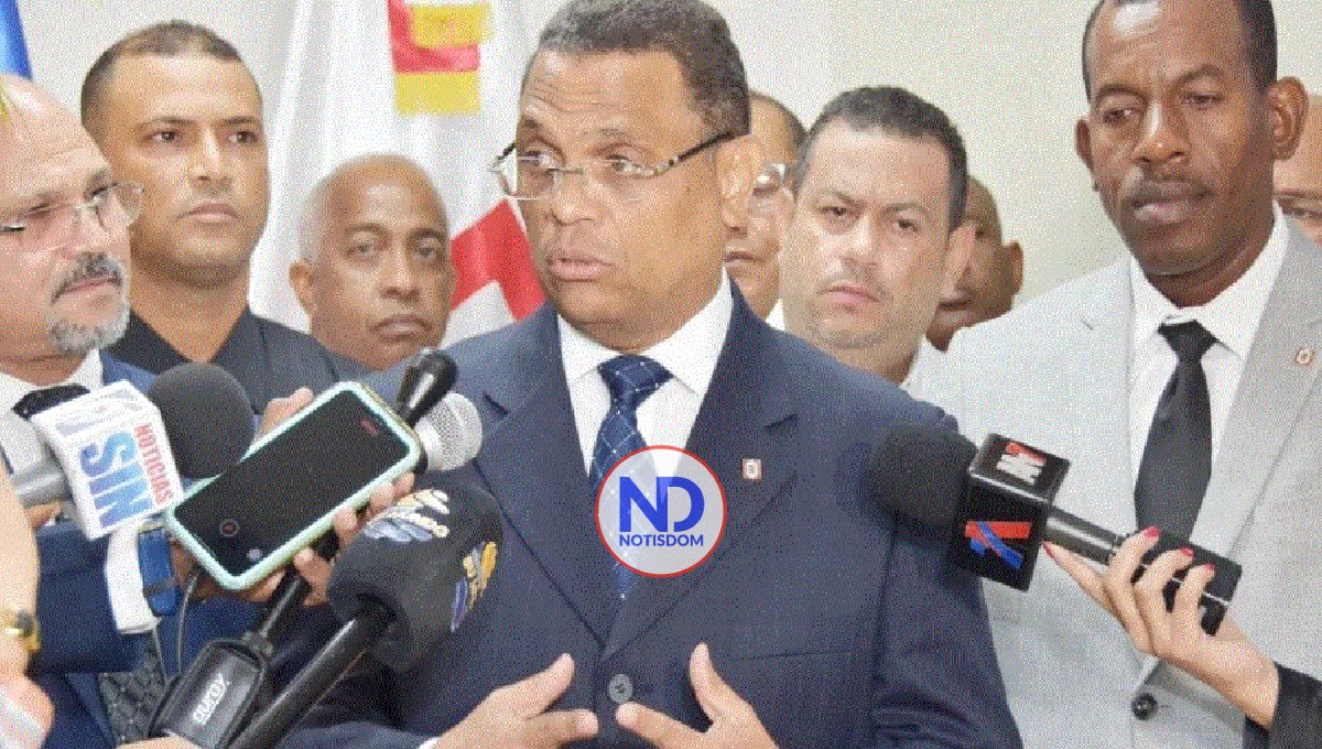 El director de Titulación tomará licencia tras mención en Calamar