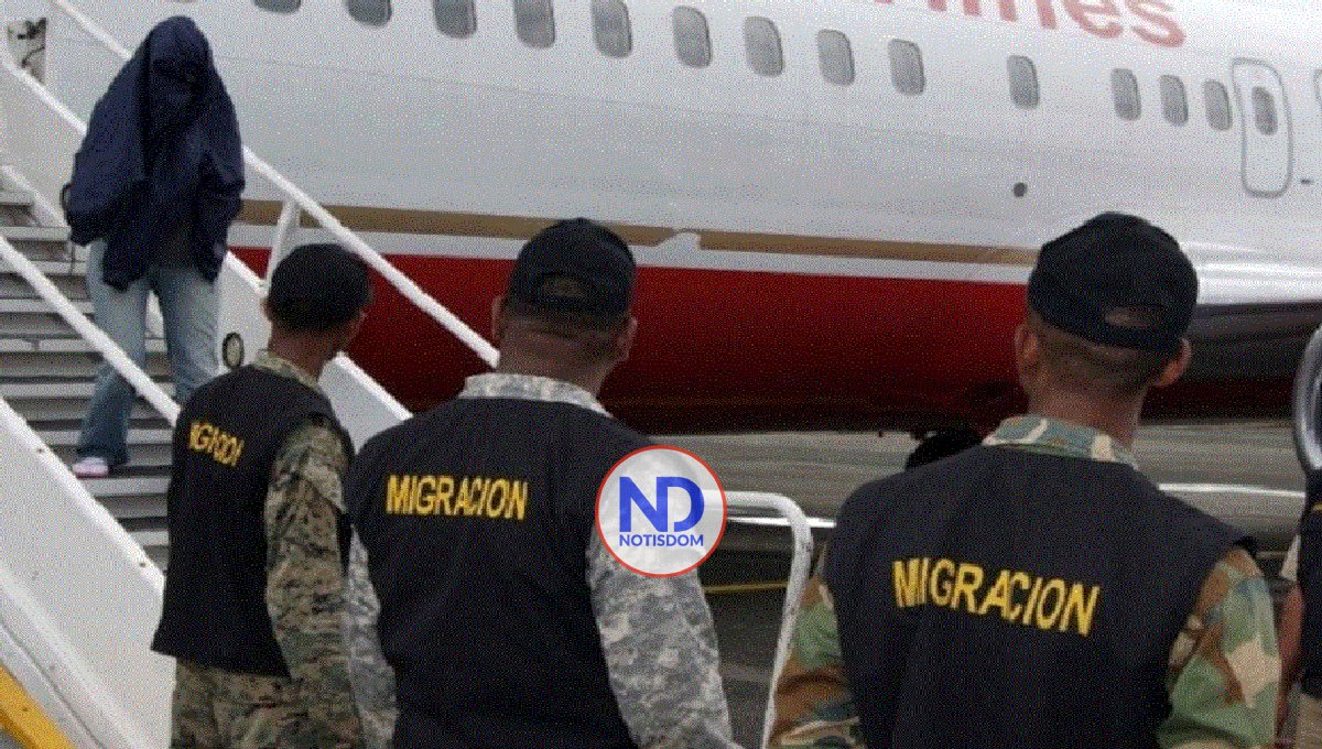 Estados Unidos repatria otros 81 exconvictos de RD