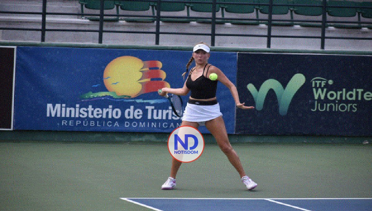 María Fedotova avanza en la Copa Colibrí de Tenis