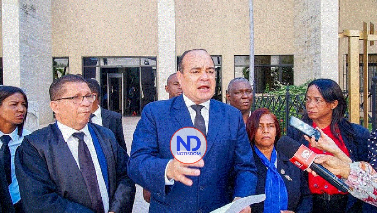 CARD somete un recurso contra proceso privatización Pasaportes 2 CARD somete un recurso contra proceso privatización Pasaportes