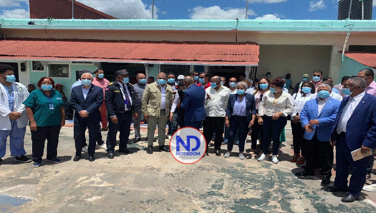 Instalarían panadería cárcel de El Seibo; diputados visitan el penal