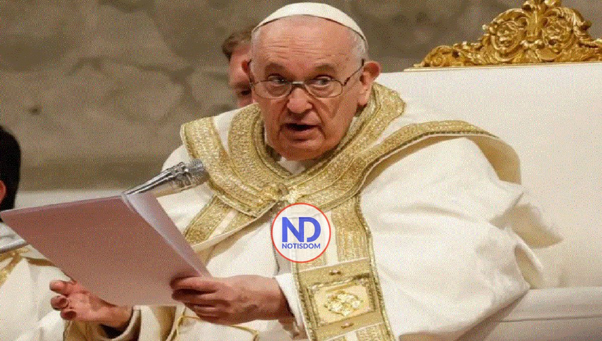 El papa pide a sanidad católica que respondan a necesidades de los excluidos