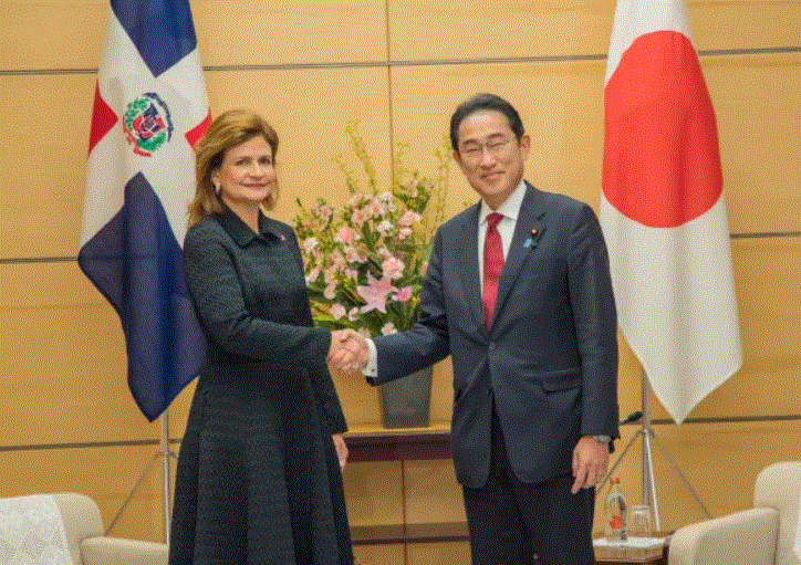 RAQUEL PENA 60 Primer ministro de Japón define a RD como socio muy importante