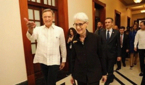 REUNION ABINADE 1 Abinader recibe funcionaria EU; tratan crisis Haití y colaboración