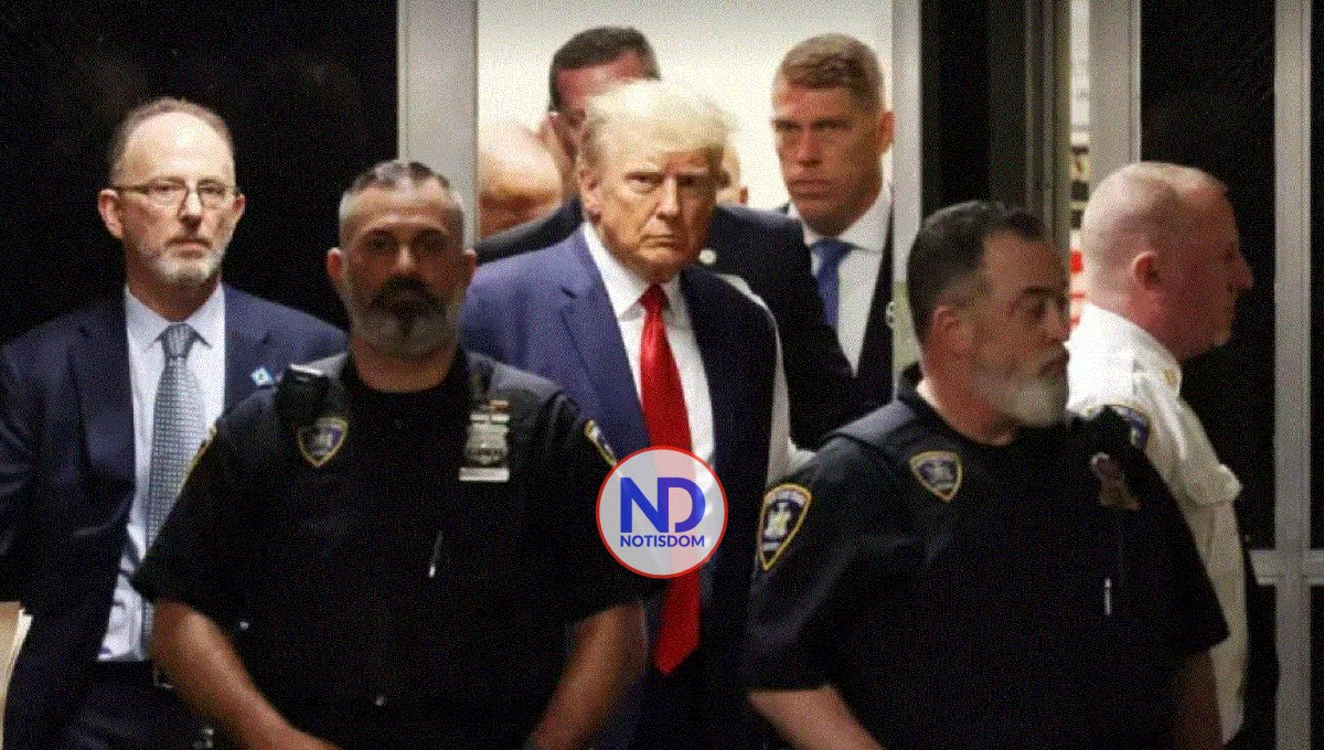 Trump es acusado de 34 cargos por delitos graves