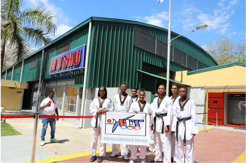 WUSHU Abinader entrega apartamentos, polideportivo y pabellón wushu