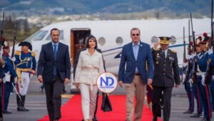 Abinader parte hoy a Londres para participar en la coronación de Carlos III