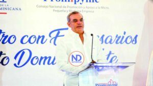 Abinader calla a cuatro meses de plazo para anunciar si va a la reelección