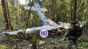 Cuatro niños sobrevivientes de un accidente, aún no aparecen