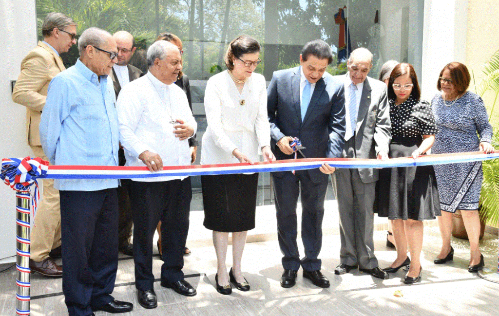 Ministro de Salud Pública dice Covid quedará como enfermedad endémica 3 DANIEL RIVERA 68 Ministro de Salud Pública dice Covid quedará como enfermedad endémica