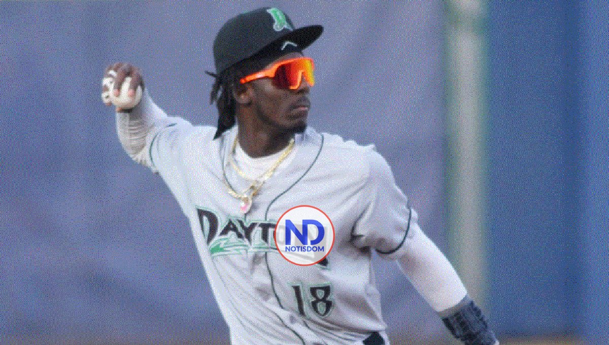 Elly De la Cruz batea 3H con tres empujadas; Ronny Mauricio 2H