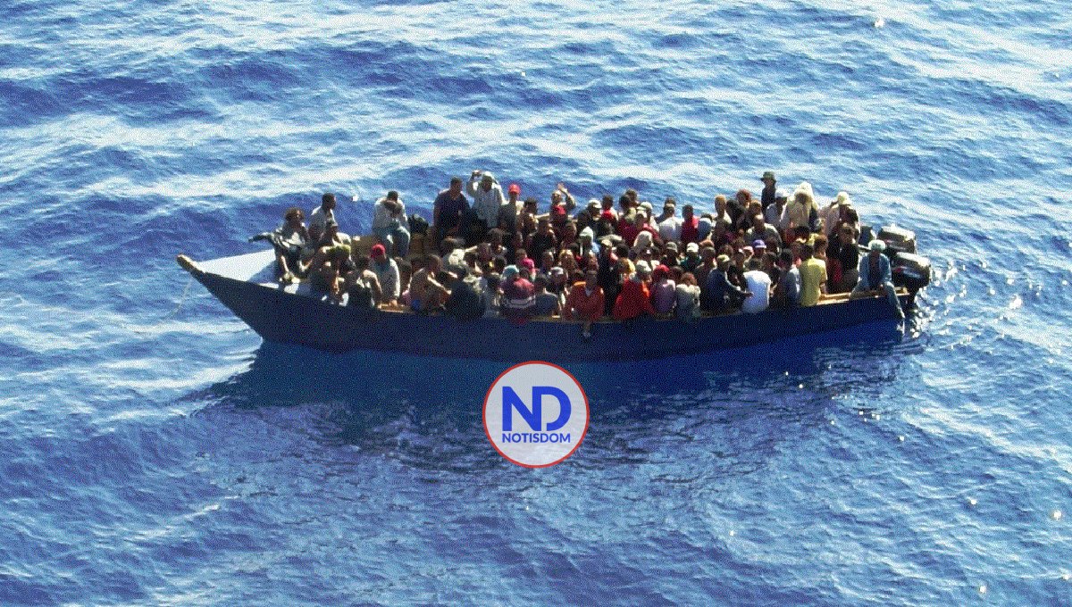 Detienen a ocho indocumentados en embarcación cerca de la costa noroeste de Puerto Rico 2 Detienen a ocho indocumentados en embarcación cerca de la costa noroeste de Puerto Rico